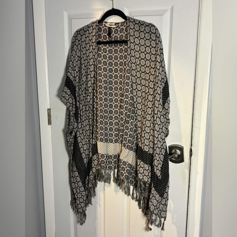 Kimchi Blue Kimono Shawl Urban Outfitters